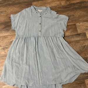 Light denim Umgee dress, never worn out, only tried on, very flattering